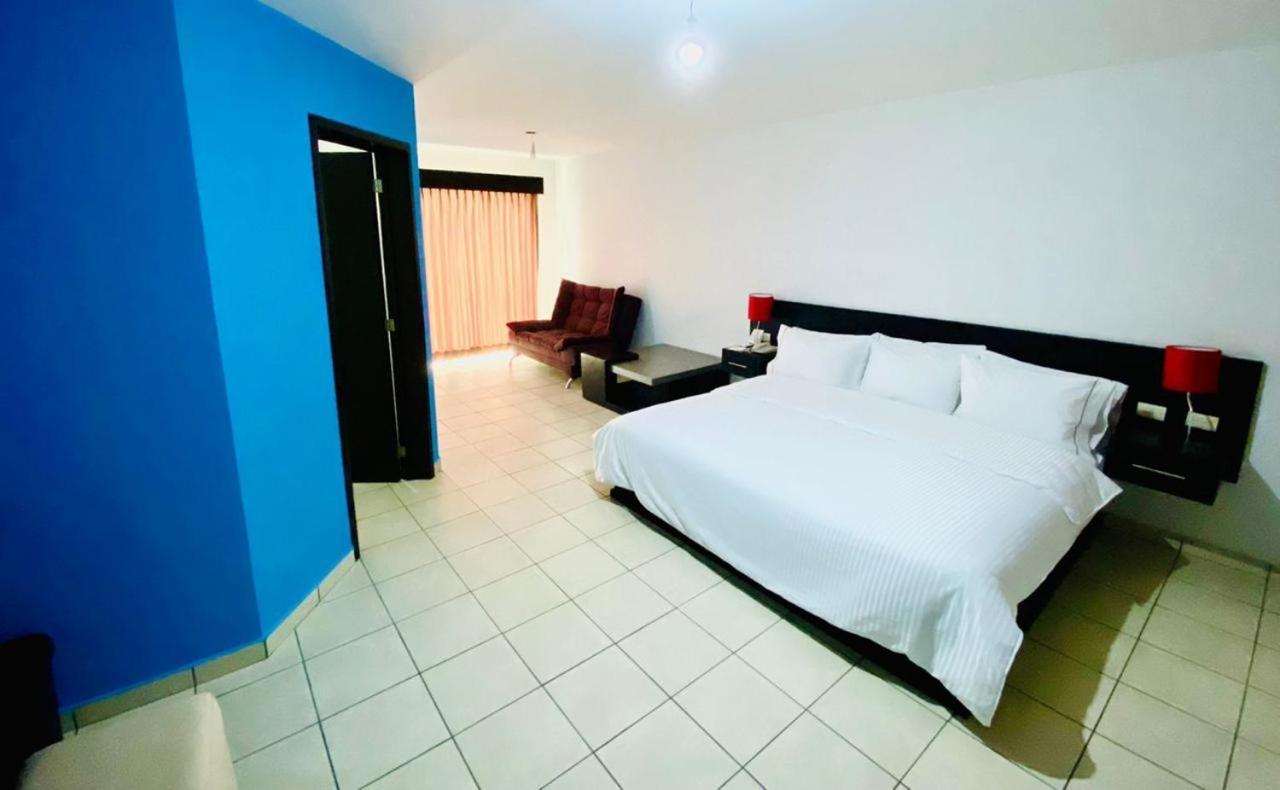 Hotel Suites Del Real Zapopan Exterior foto